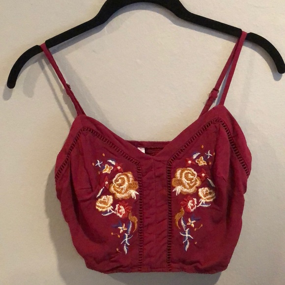 Winter Floral Crop Top - Picture 2 of 3
